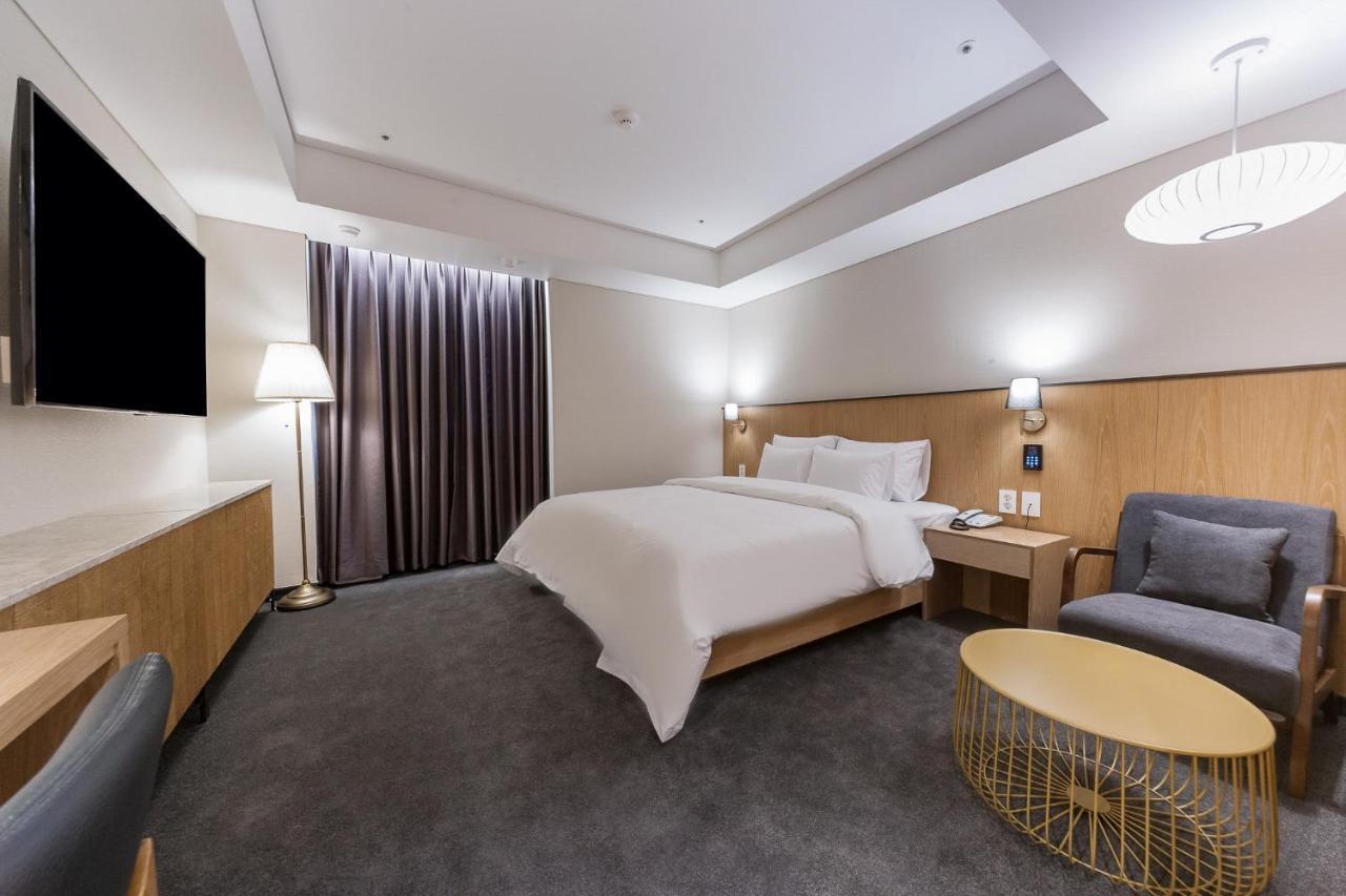 Gwangju Hound Hotel Gwangju Metropolitan City Eksteriør billede