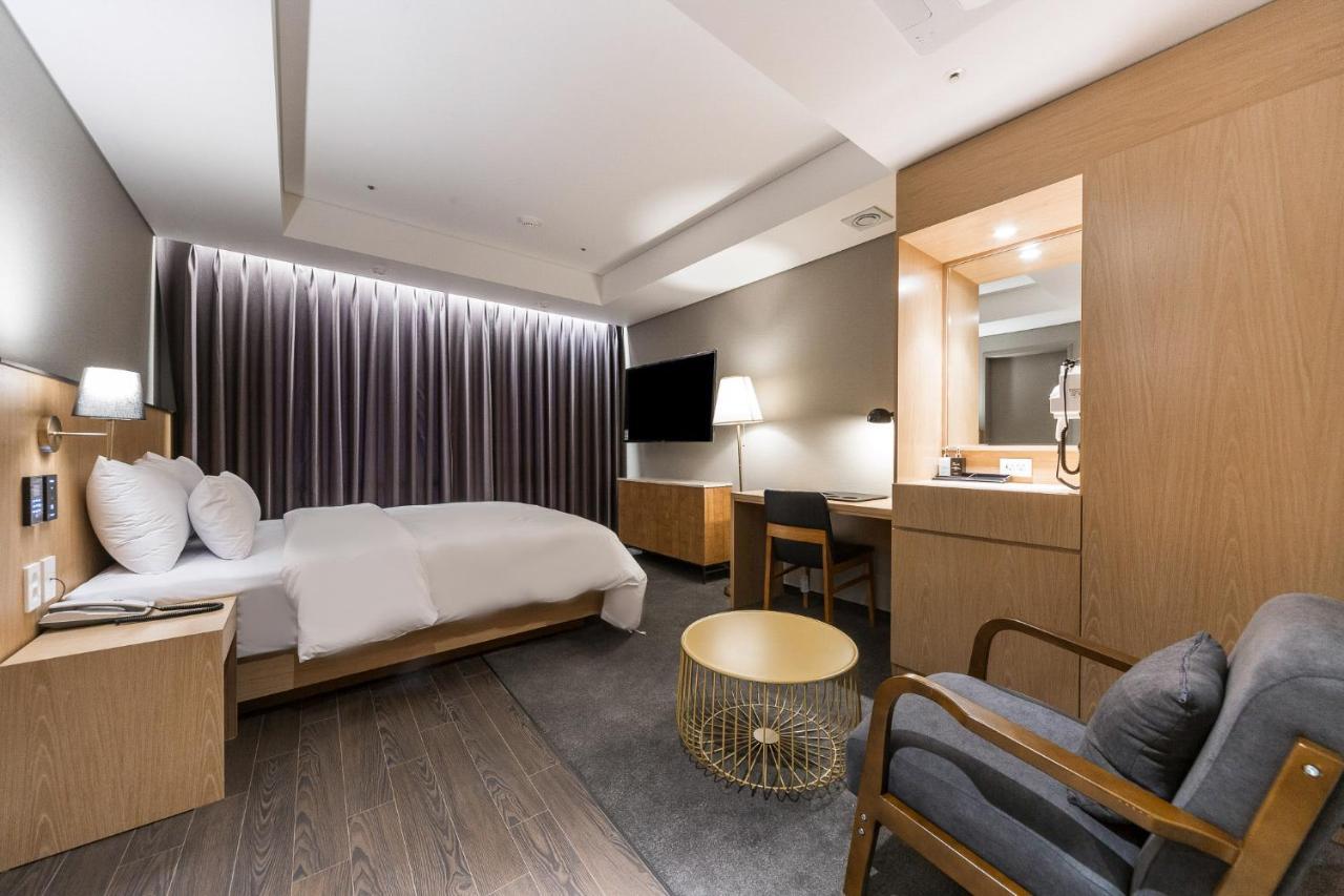 Gwangju Hound Hotel Gwangju Metropolitan City Eksteriør billede