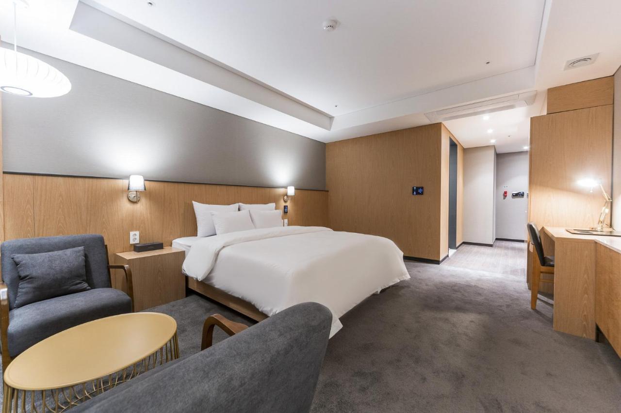 Gwangju Hound Hotel Gwangju Metropolitan City Eksteriør billede